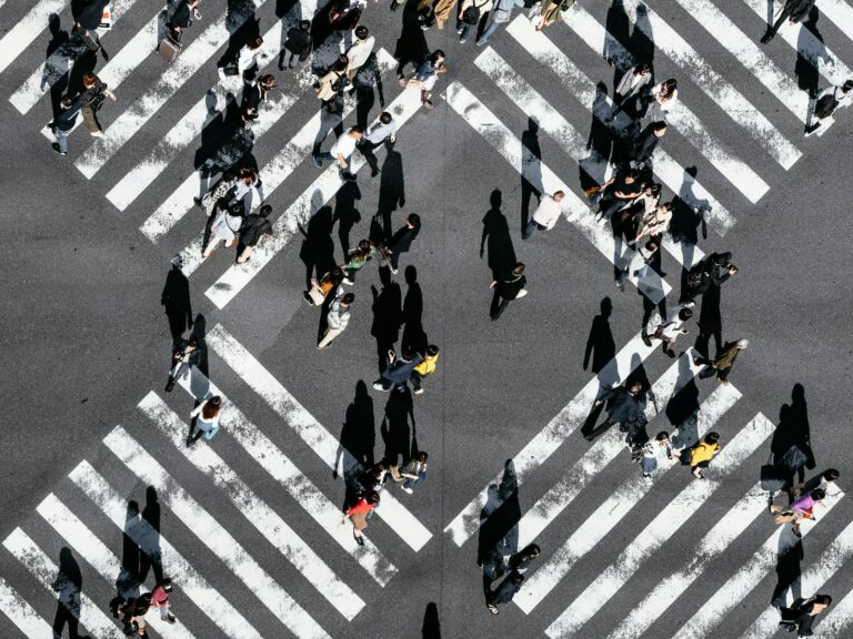 Outsmart Your Online Competition —How to Use Porter’s Five Forces